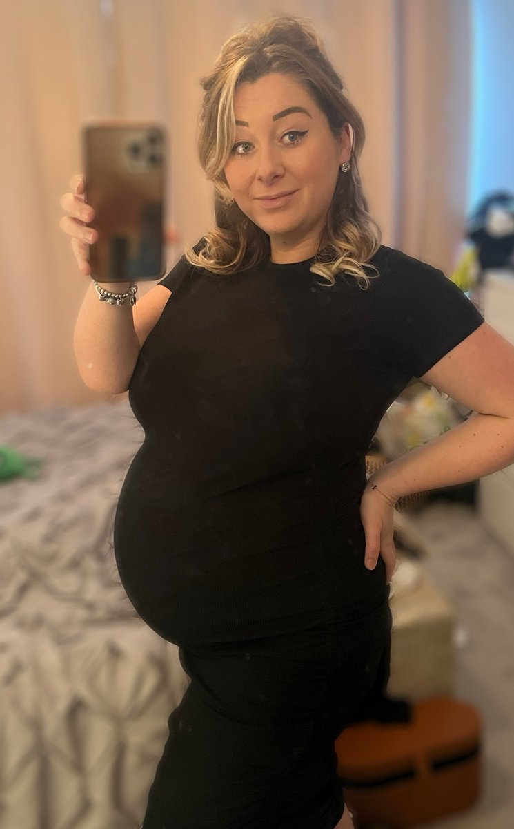 Kelly Clayton tweet media