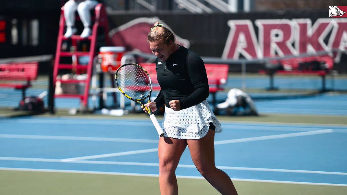 RazorbackWTEN's tweet photo. Felt good to be back on our home courts 🏠 https://t.co/fiJfvu0hMn