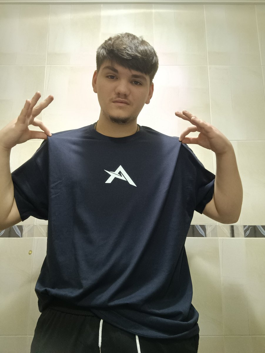 Er_Potee's tweet image. Pues que va a ser, que ya me llegó el camisetón de @AtomUnity_ x @IntermouseProm 

Una locura la calidad, de verdad os lo digo. 😍