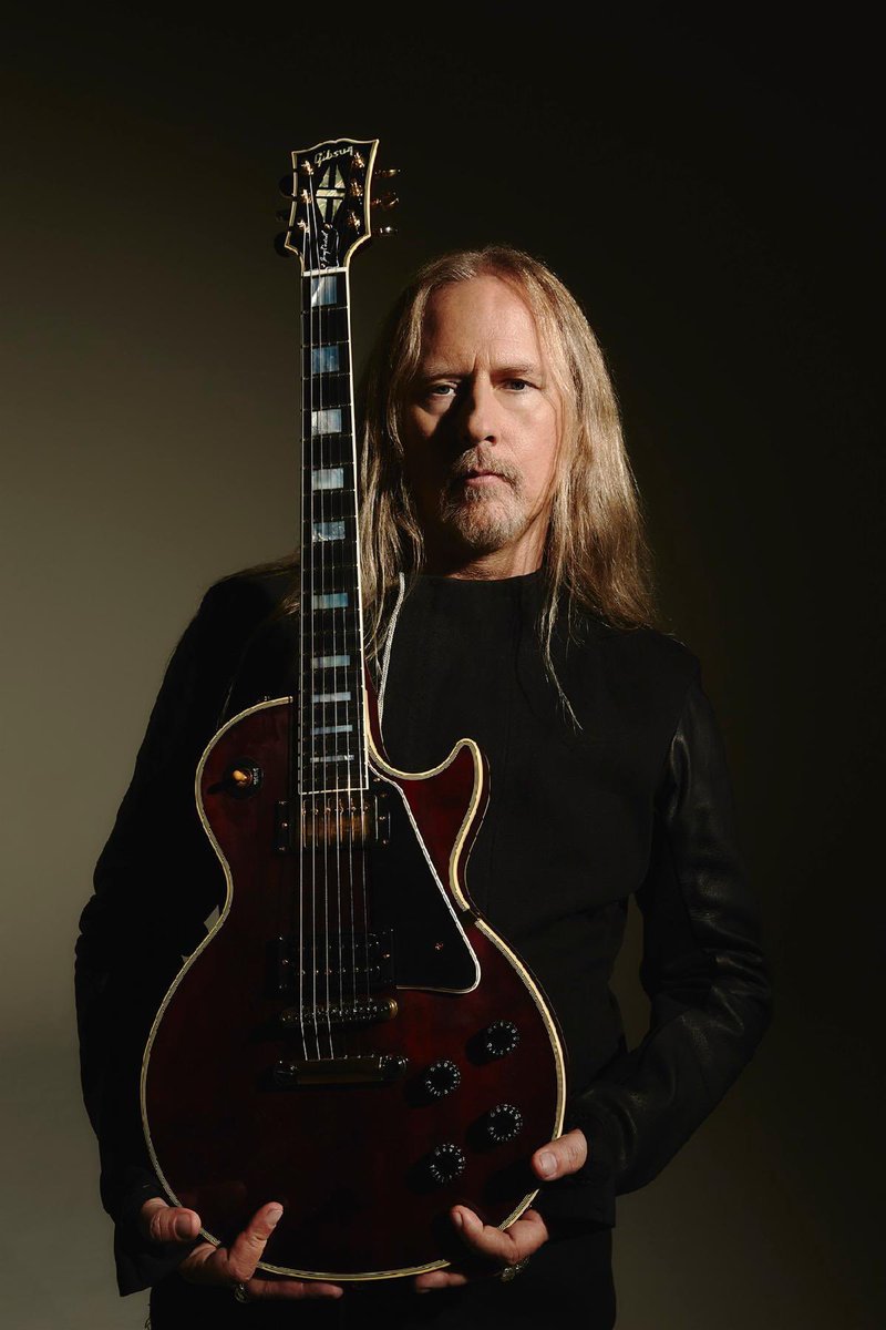 FestiMobil's tweet photo. Happy Birthday to the One and Only Jerry Cantrell 🤘🤘All the Best for you and please Go on making such a great music 🙏@JerryCantrell @AliceInChains #FestiMobil https://t.co/b114lFilg1