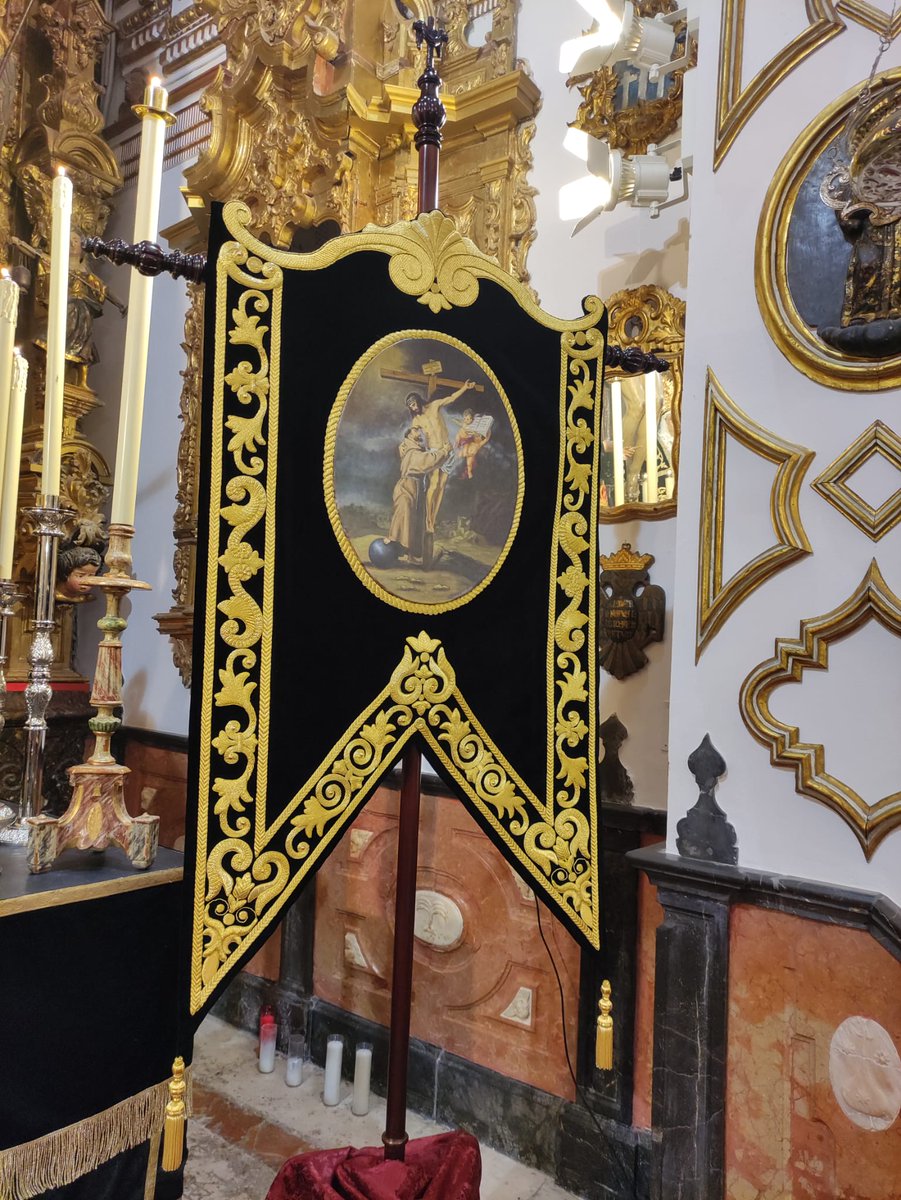 Hermandad del Calvario tweet media