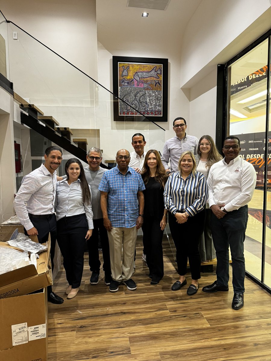 Hoy <a href="/OficinaDelgado/">OficinaDelgado</a> inicia labores en nueva casa y nuestra primera visita fue de alguien muy especial para todos, el magistrado presidente emérito del TCRD el doctor Milton Ray Guevara