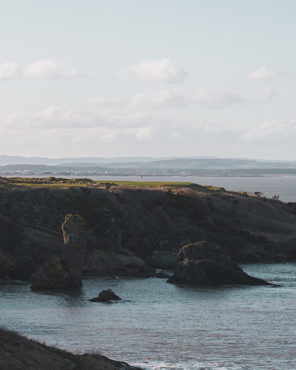TheHomeofGolf's tweet image. The Castle Course season is underway for 2024. What’s your favourite hole at the cliff-top course?

#StAndrews #TheHomeOfGolf #CastleCourse