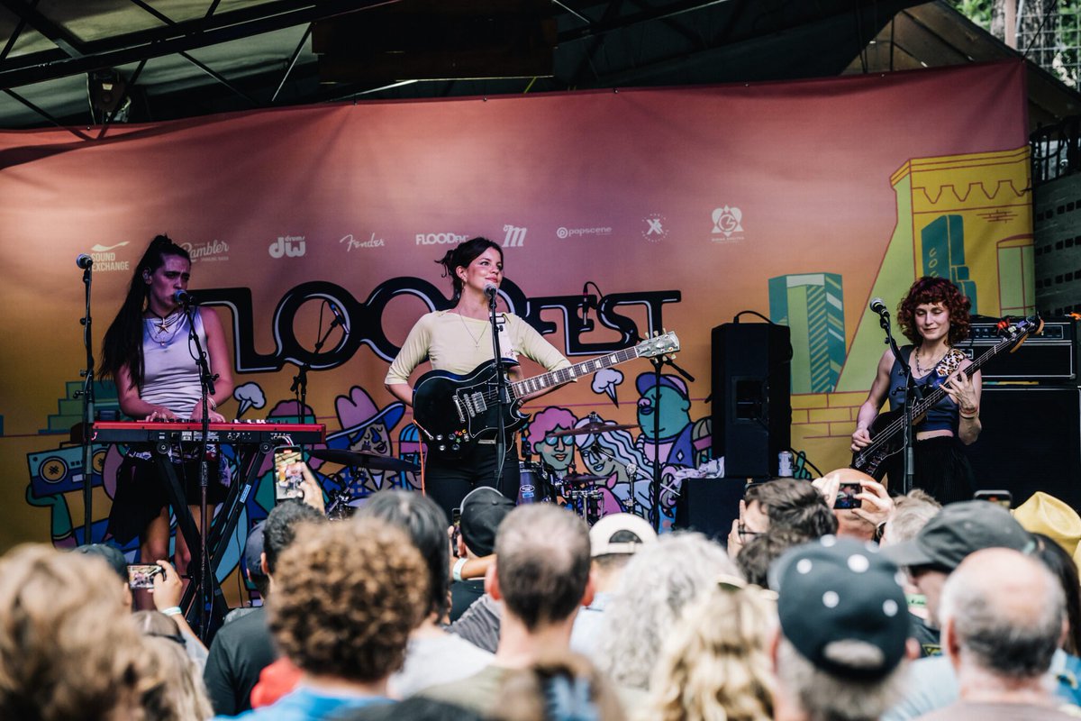 FLOOD Magazine tweet media