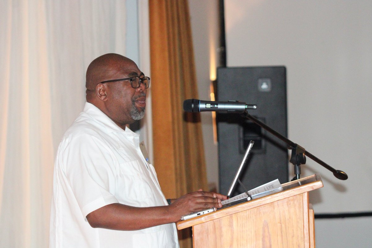 UIFBenefits's tweet photo. Minister of @deptoflabour Thulas Nxesi is addressing the #LabourMigrationDialogue that is currently underway in Jeffrey's Bay, Eastern Cape. https://t.co/OZN5tITwtw