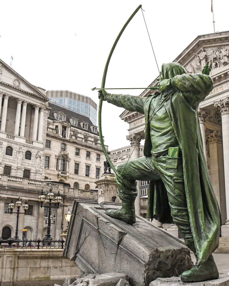 📍Bank of England 👀 Robinhood’s getting ready to shake up the UK's financial status quo. Sign up for the waitlist to trade your favourite US stocks with no commission or FX fees. Other costs apply. Capital at risk. rbnhd.co/uk-early-access