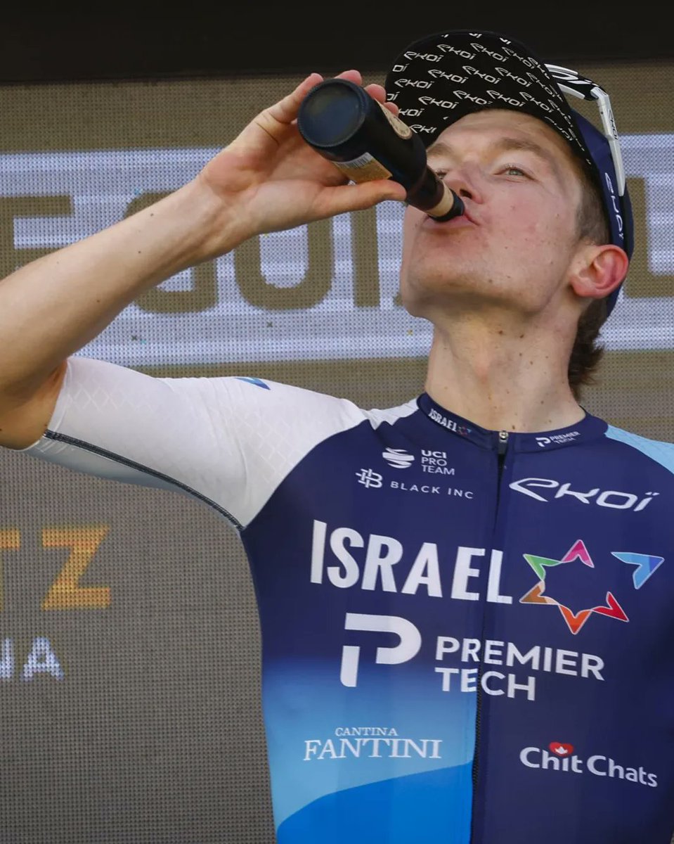 SEGcycling's tweet image. 🥇 @nick_schultz5 kicks off #VoltaCatalunya103🇪🇸 with an absolute banger! A late-attack by the 2016 @SEGRacing Graduate saw him edge the chasing group, score the stage win and become the first leader of the race!