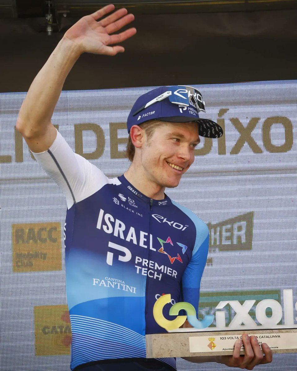 SEGcycling's tweet image. 🥇 @nick_schultz5 kicks off #VoltaCatalunya103🇪🇸 with an absolute banger! A late-attack by the 2016 @SEGRacing Graduate saw him edge the chasing group, score the stage win and become the first leader of the race!