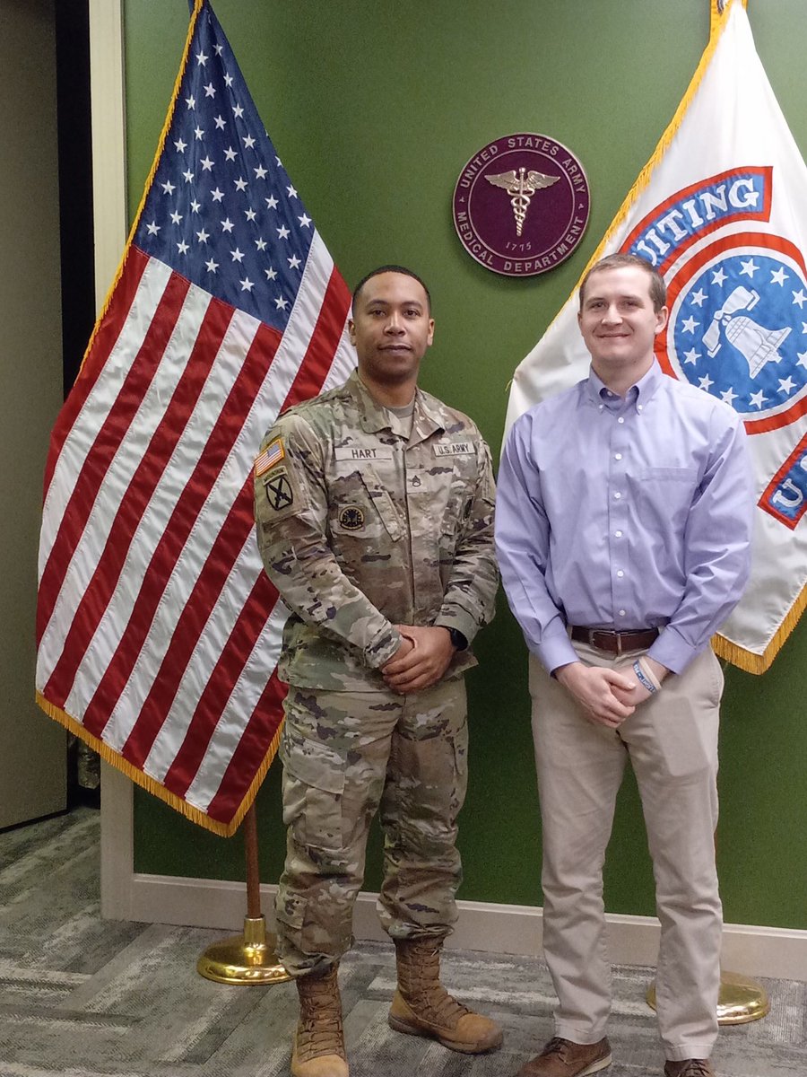 Aric Lyons ‘19, is currently a studying Optometry at @UABSO. Aric will begin his begin his medical career as a member of the US Army.