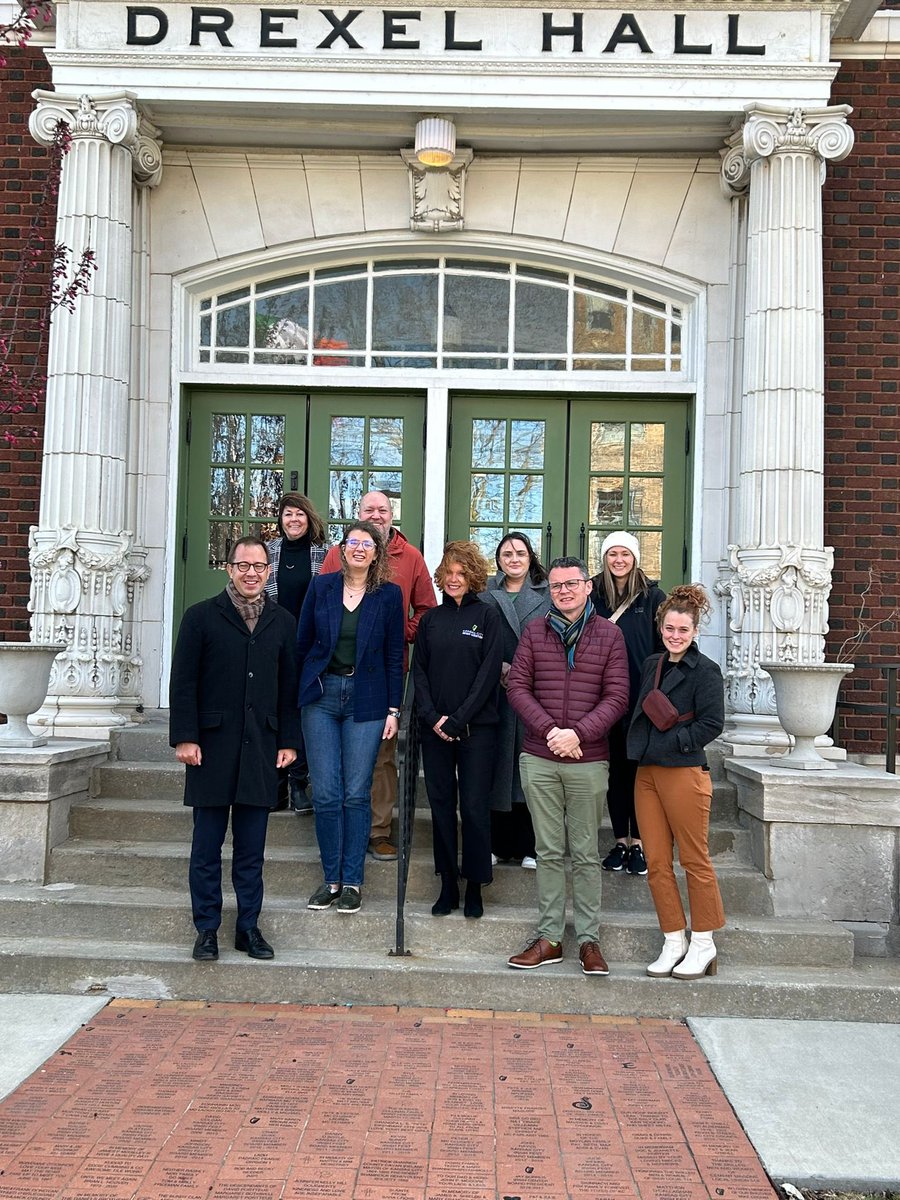 As part of my visit to Kansas City I called to see the Kansas City Irish Centre, which has been supported by our Department of Foreign Affairs. Great facility for the promotion of our culture and a space for the Irish here to meet socially. 🇮🇪☘️🇺🇸☘️