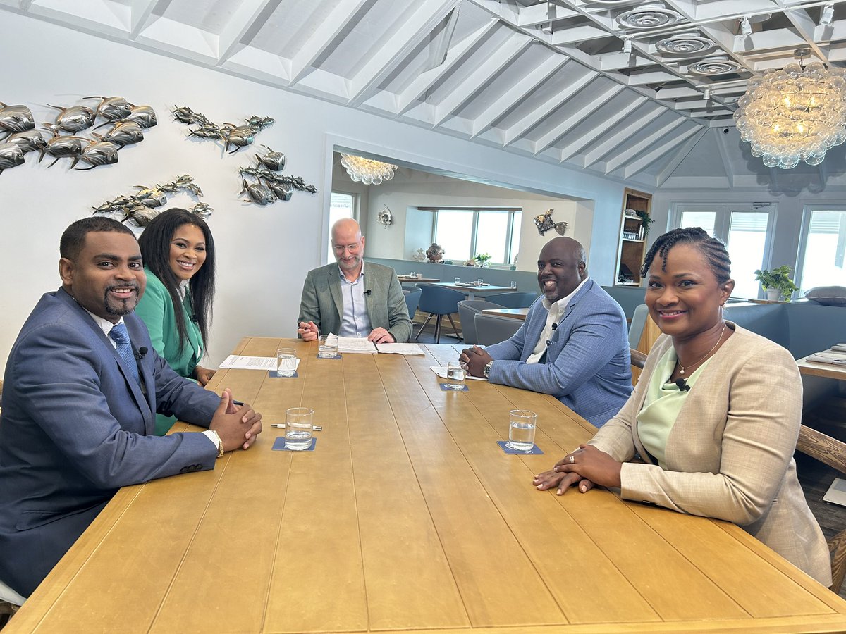 🎥We’re thrilled to announce that we’ve just wrapped up filming a captivating roundtable discussion at the beautiful Solemar Restaurant, shedding light on The Bahamas’s unparalleled advantages in financial services.💼🏝️

Stay tuned as we put the finishing touches on the film!🎬