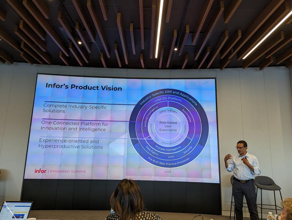 holgermu's tweet photo. And @Infor's Somasundaram walks us through the Infor product vision. #InforInnovationSummit https://t.co/o39Civ3kbJ
