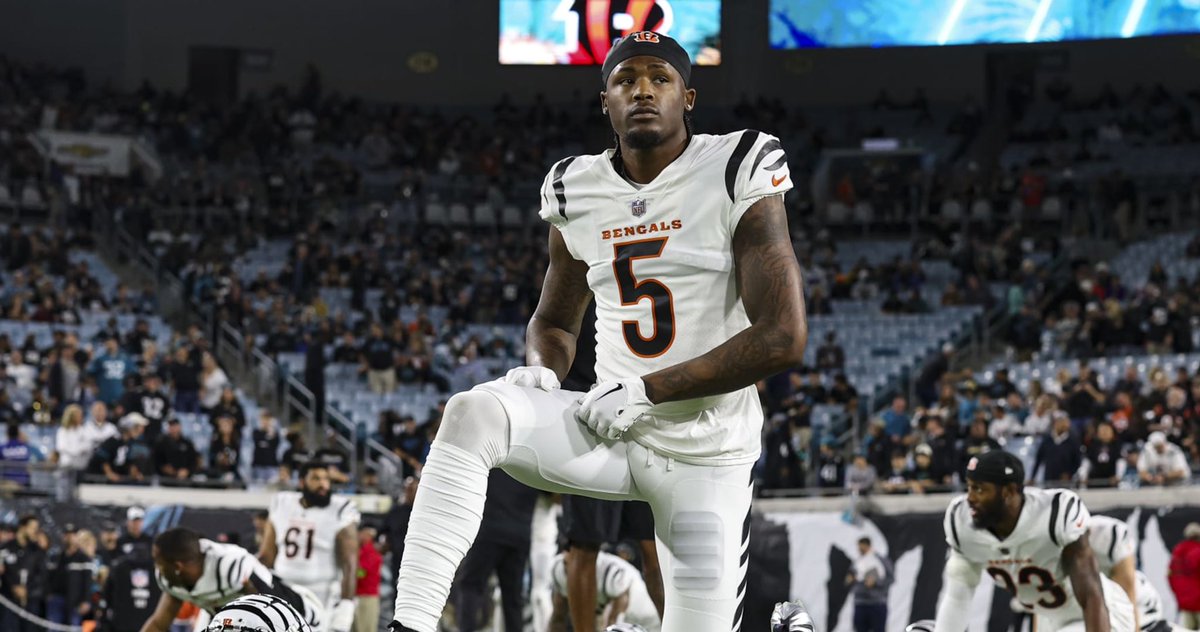 UncoveredNFL_'s tweet image. Ravens made a call to the Bengals regarding trade talks around wideout Tee Higgins

Here’s the kicker — before the Ravens could even start the conversation, the Bengals hung up the phone on them

Ravens were ready to give up a 2nd for Tee, Bengals didn’t even want to listen