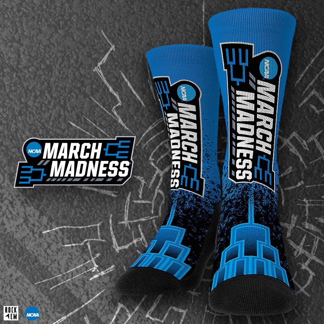 🚨MARCH MADNESS GIVEAWAY🚨 In honor of #MarchMadness we’ll be giving away a pair of our EXCLUSIVE #MarchMadness socks to FIVE lucky fans! To enter: 🔁RETWEET ✅FOLLOW @RockEmSocks 💬COMMENT who’s winning the whole thing FIVE winners will be chosen 3/21 11:59pm