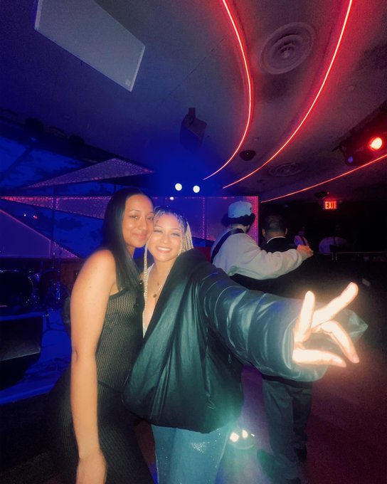 Watch Serrin Joy's leaked NSFW photo on TwXstars