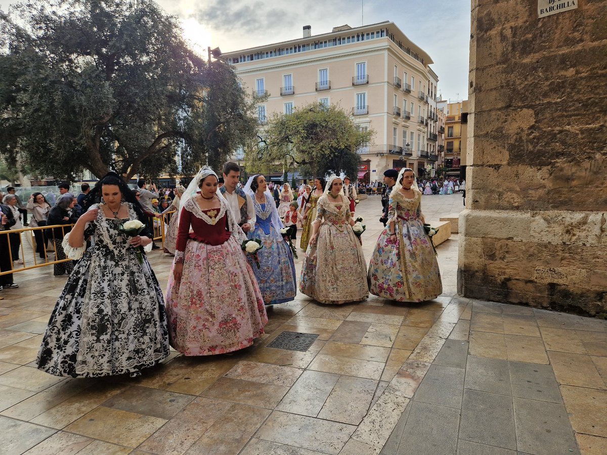 Le strade di València si riempiono di colori e tradizione.
Ecco come si presentano le offerte floreali alle Fallas 2024! 💐

#Fallas24 #FallesUNESCO