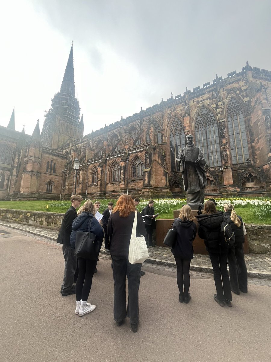 KEVIGeography's tweet photo. We are so lucky to have @JonoTourism in Lichfield! Another invaluable tour of the city for Year 13 students today to support their @AQA Changing Places Unit #aqaalevel #aqageography #alevelgeography #changingplaces #localplacestudy https://t.co/KRR54V5laj