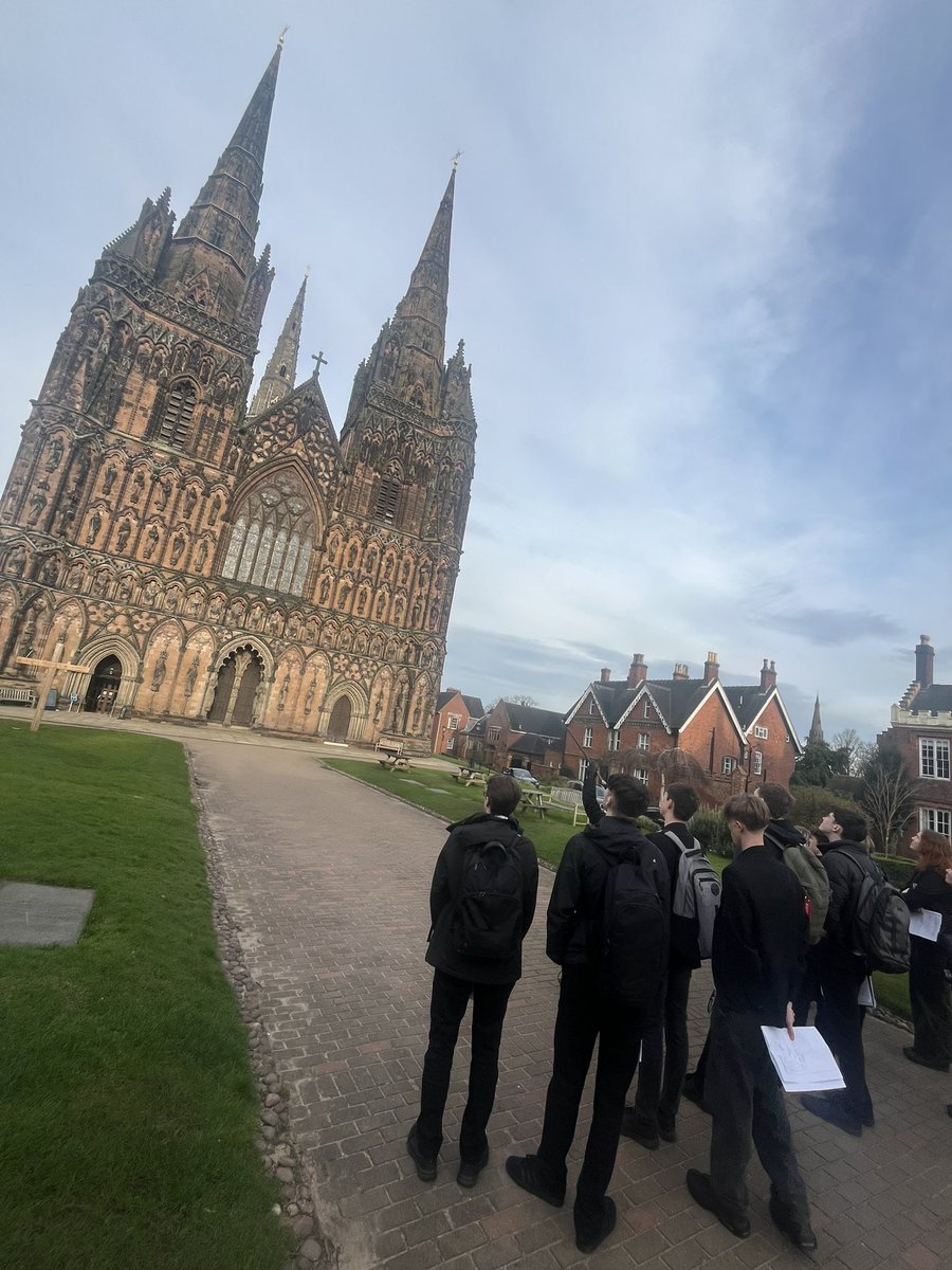 KEVIGeography's tweet photo. We are so lucky to have @JonoTourism in Lichfield! Another invaluable tour of the city for Year 13 students today to support their @AQA Changing Places Unit #aqaalevel #aqageography #alevelgeography #changingplaces #localplacestudy https://t.co/KRR54V5laj