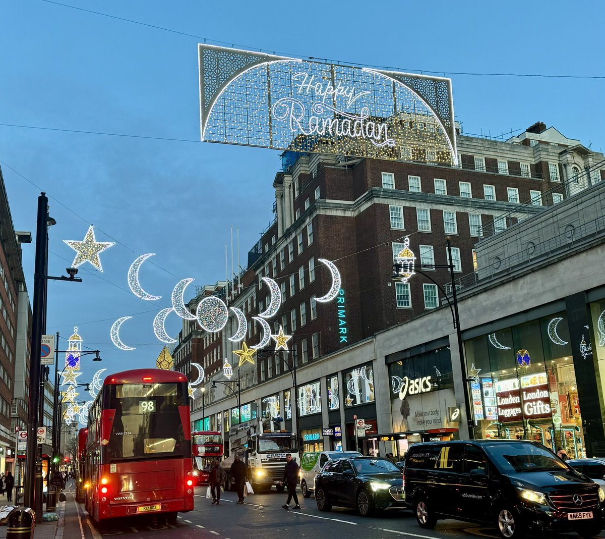 Absolutely loved seeing the Ramadan lights in Oxford street today. London is a beautiful, inclusive city 🫶