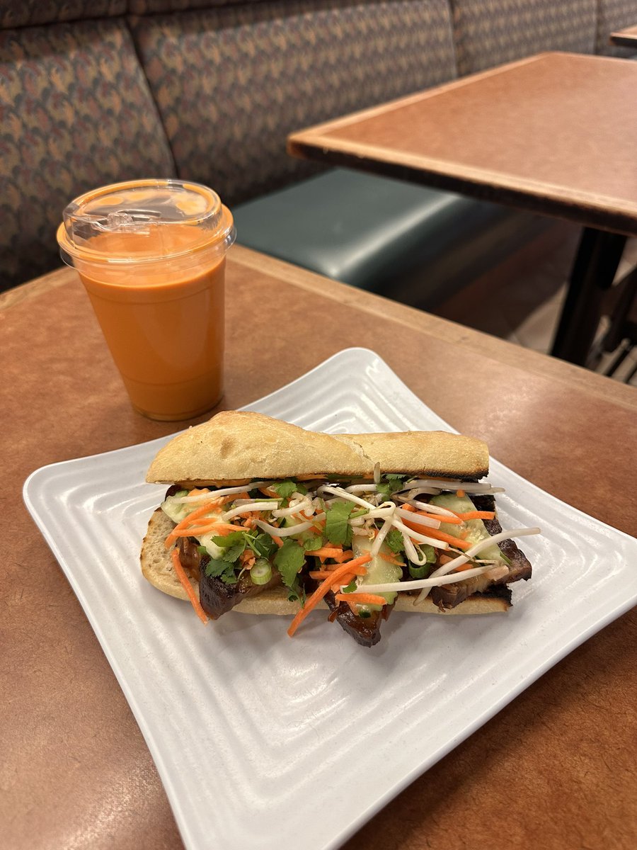 OregonState's tweet photo. We’re back with #FinalsFreebies! First 10 to respond with your preferred delivery location and your choice of chicken, pork belly or tofu will get a bahn mi sandwich and Thai tea from Ring of Fire. https://t.co/SsG0YgrOBp