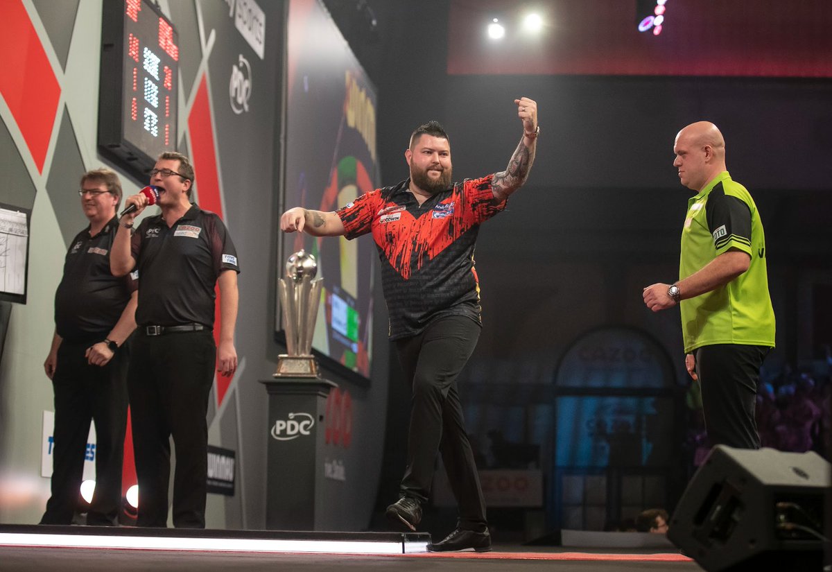 🐂 Michael Smith hit his 9th 9-darter in a PDC event in Hildesheim, and his first since 'that' leg...