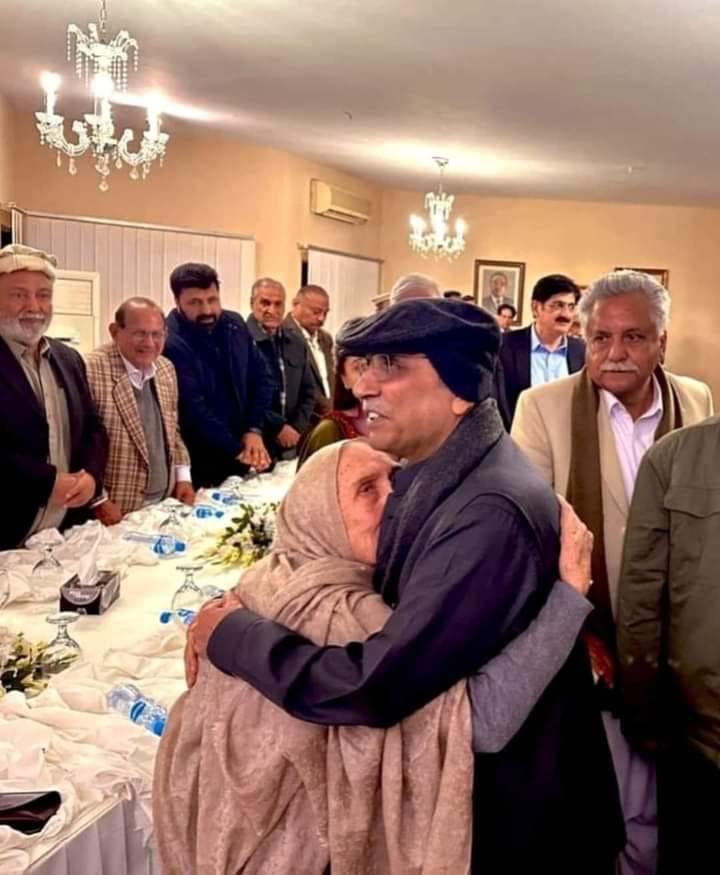 NailaKorejo's tweet photo. 🇱🇾💐💐💐 https://t.co/TMEsXr4gvM