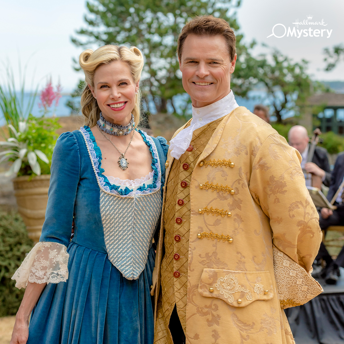 hallmarkmystery's tweet image. Hungry for some expert #sleuthing? Tune in to a #GourmetDetective marathon starring @BrookeBurns and @DylanNealStudio today at 3/2c. 🔍