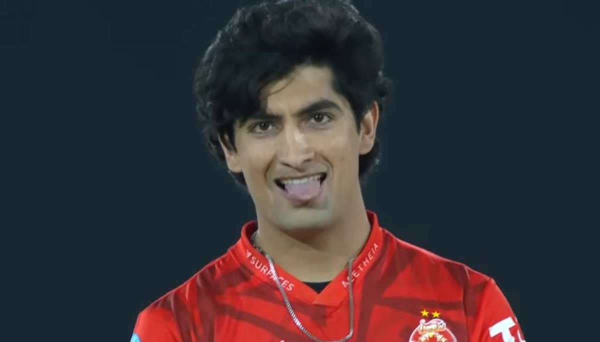 dhillow_'s tweet photo. Naseem shah in PSL 9 After injury 

4-36-1
4-27-2
4-34-2 
4-32-1
4-29-1 
4-1-26-1 
4-1-30-1 
4-31-1 
4-33-2
4-30-3 
4-25-0 

15 wickets, 20 avg, 7.60 eco, Remarkable consistency by Naseem Shah 🔥🫡 https://t.co/IMraoRNvXP