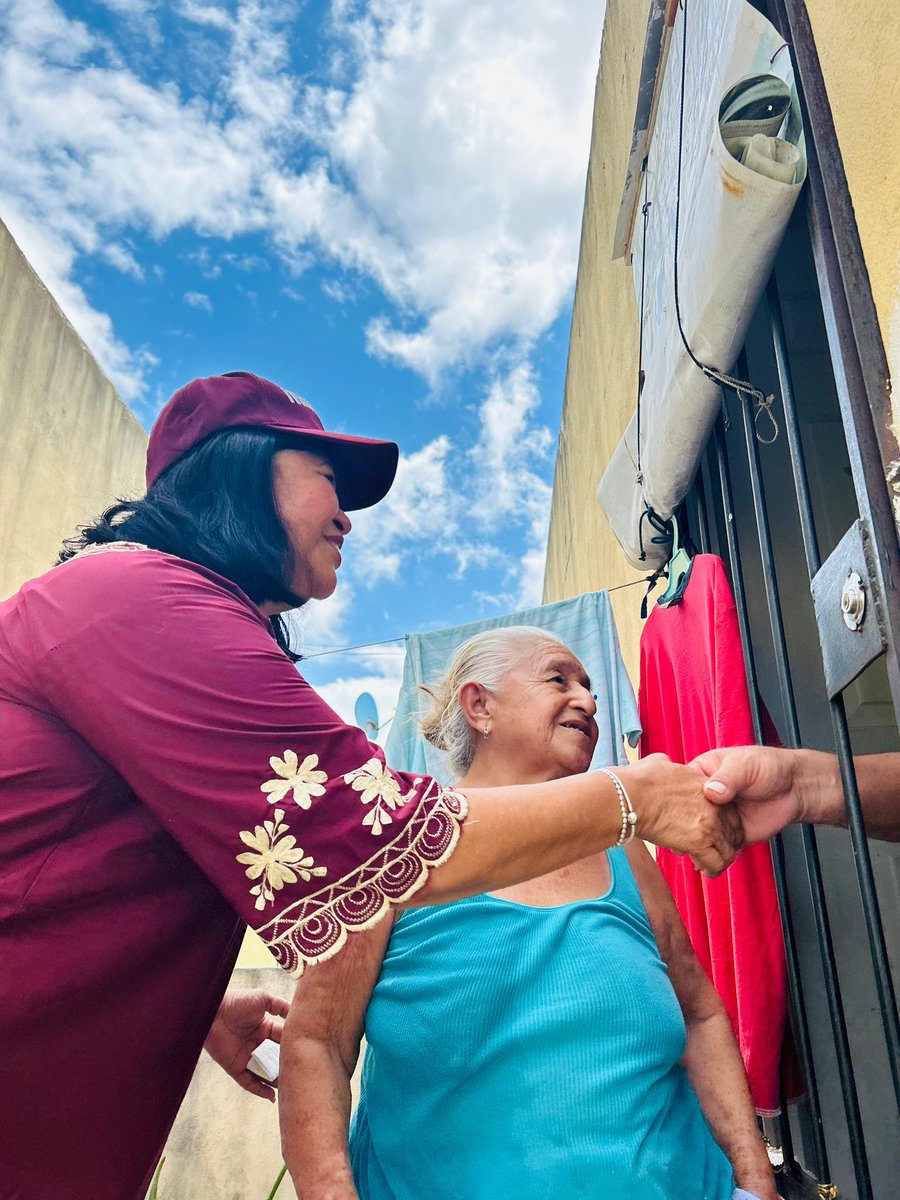 MildredAvilaVer's tweet photo. Les comparto más instantáneas de mi visita del día de ayer en Villas Otoch Paraíso. Gracias a todas y todos los vecinos por regalarme su tiempo, confianza y cariño.
#SigamosHaciendoHistoria
#Distrito4Federal
#Cancún https://t.co/h1CTnloWdn