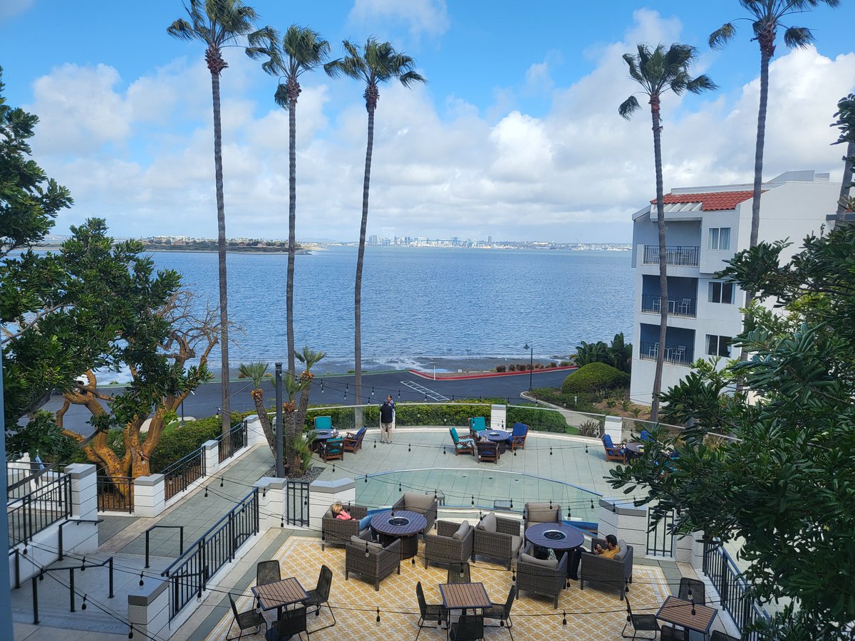 Cincom's tweet image. Another successful customer conference for Eloquence! Thank you to our customers who participated with us in San Diego! ☀️
#lifeinsurance #insurancecommunications #claimsmanagement