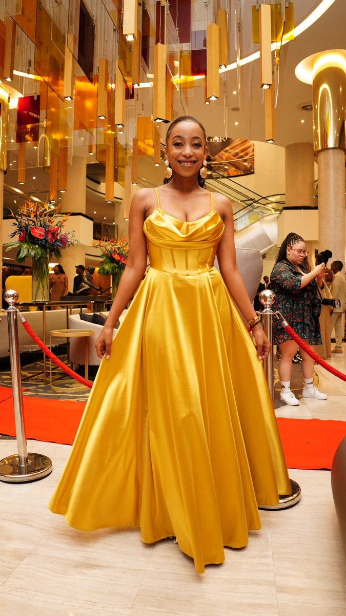 _AyandaNhlapo's tweet photo. Serving GOLD at the 26th Edition of the SA Style Awards ✨What a Stellar evening! 💫 Congratulations to all the Winners! 🏆🥂 #SAStyleAwards https://t.co/y87p0HDVBa