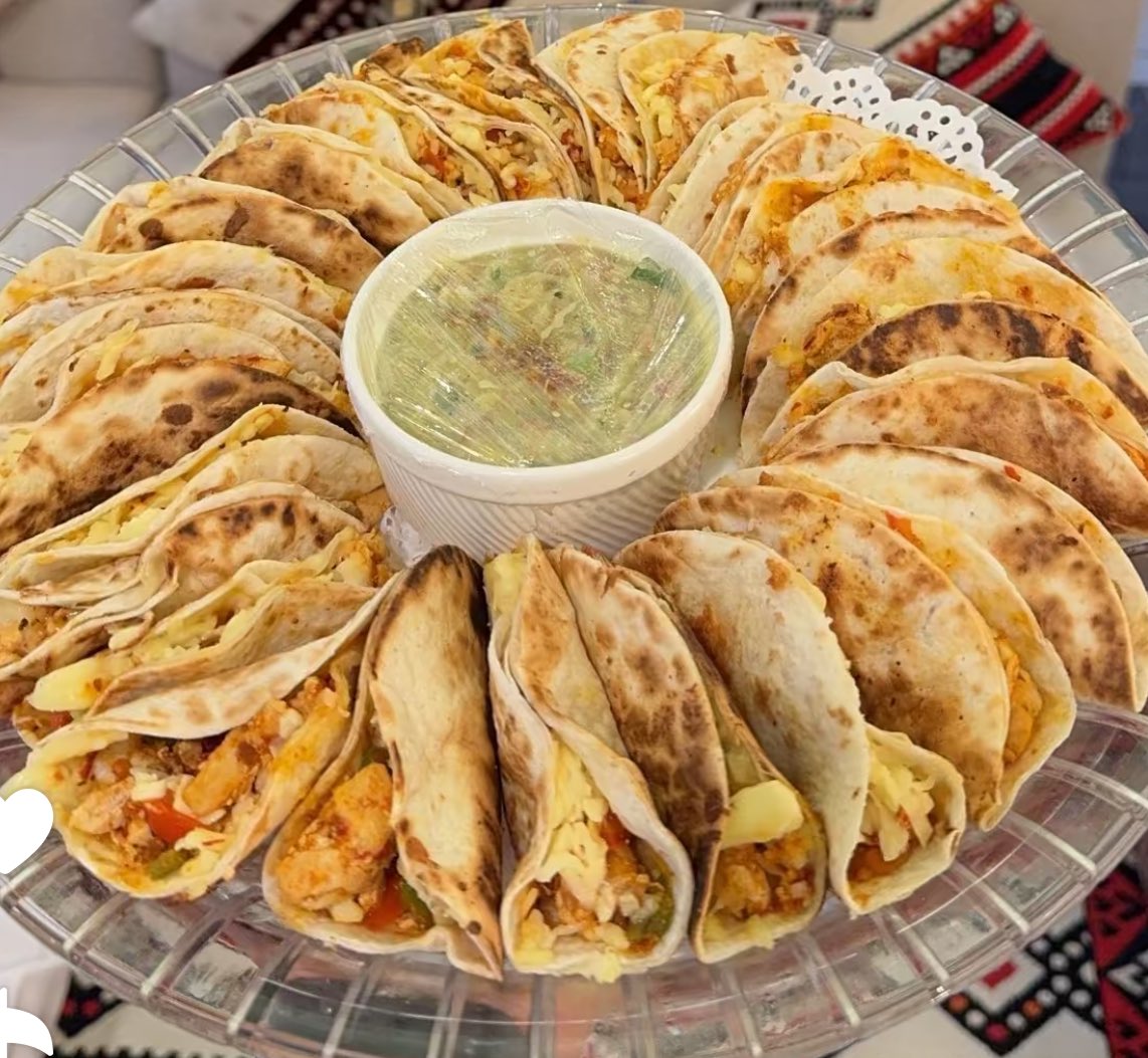 trend_foodh's tweet photo. ثريد الذ وأشهى وصفات للفطور ✨🌙💫 https://t.co/RP1ZdZ6MtA