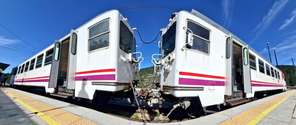 Parece ser que ya hay fecha de cierre de la línea Cercedilla-Cotos.  

Esto supone el fin de las clásicas y venerables 442. Unidades suizas que durante mas de cuarenta años, han ofrecido una deleitosa experiencia de viaje. 

Adiós al último "cercanías" con encanto.