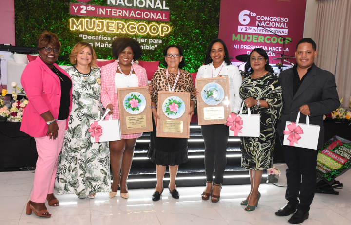 Esta actividad fue organizada por MUJERCOOP, del 8 al 10 de marzo, y contó con la participación de más de 300 mujeres de diferentes países.
#CoopManoguayabo
#EsTiempoDeAhorrar
#DíaInternacionalDeLaMujer
#MUJERCOOP