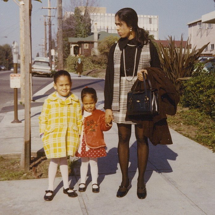 My mother, Shyamala Gopalan, was a scientist who had two goals in life: to cure breast cancer and to raise her two daughters. As @POTUS signs a new Executive Order to expand and improve research on women’s health, I am thinking of her.