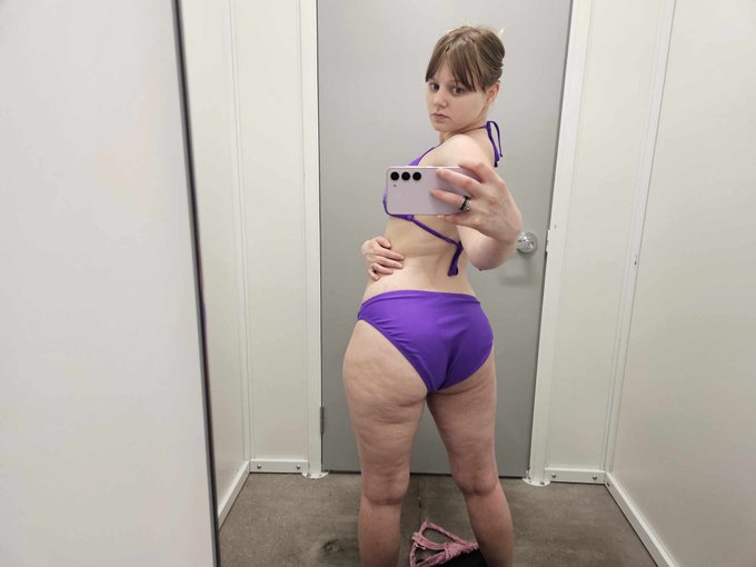 Getting ready for the summer, wanna help put sun screen on #femdom #AdultWork #backshots #allnatural<a href="/tag/booty"class="tags"><span>#booty</span></a><a href="/tag/bdsm"class="tags"><span>#bdsm</span></a><a href="/tag/allnatural"class="tags"><span>#allnatural</span></a><a href="/tag/sexy"class="tags"><span>#sexy</span></a><a href="/tag/sex"class="tags"><span>#sex</span></a><a href="/tag/porn"class="tags"><span>#porn</span></a><a href="/tag/asshole"class="tags"><span>#asshole</span></a>