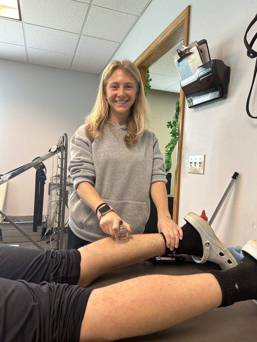 Loved my visit to Centerpointe Chiropractic to hear what Addy’s been learning! Thank you for sharing your passion for PT and inspiring students, Kyle!
#CEO#careerexploration#wermedina