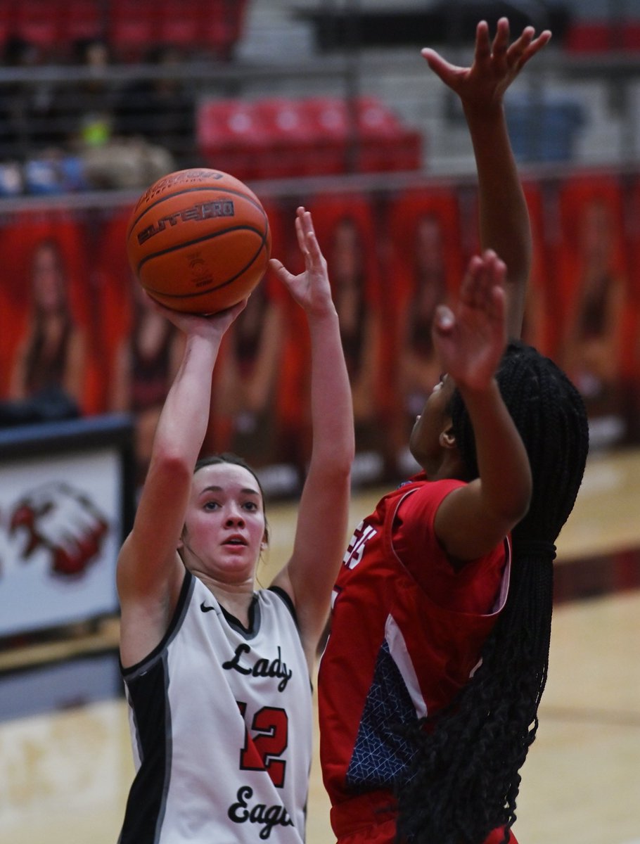 Argyle's Gabby Campbell has accomplished plenty over the course of her high school career, but added a new honor to the list Monday when she was named to the TABC's 5A all-state team.

It's the senior guard's latest award following a standout season.
dentonrc.com/sports/high_sc…