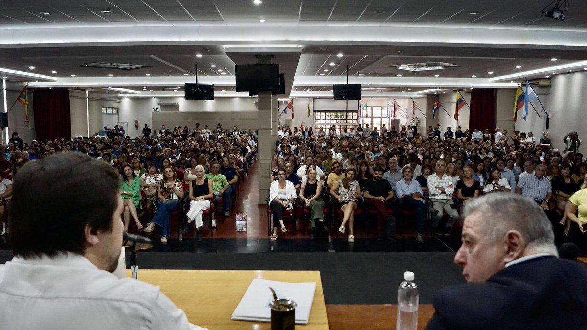 ACollia's tweet image. En los preparativos para el COSAPRO 2024 hoy tuvimos el honor de recibir en la querida Universidad Nacional de #LaMatanza al ministro de Salud @nkreplak