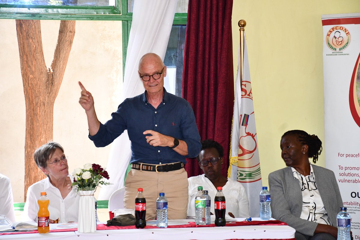 Kristoffer Tangri (@k_tangri) on Twitter photo Thank you for an informative interactive dialogue between #UNDP funded borderlands CSOs and <a href="/NorwayAmbKenya/">Gunnar Andreas Holm 🇳🇴</a> Gunnar Holm in #Lodwar today hosted by <a href="/SAPCONE/">Sustainable Approaches for Communities Empowerment</a> & <a href="/LPI_voices/">Life&Peace Institute</a> to discuss climate, conflict, governance & mobility dynamics & opportunities in the borderlands of Turkana Thank you for an informative interactive dialogue between #UNDP funded borderlands CSOs and <a href="/NorwayAmbKenya/">Gunnar Andreas Holm 🇳🇴</a> Gunnar Holm in #Lodwar today hosted by <a href="/SAPCONE/">Sustainable Approaches for Communities Empowerment</a> & <a href="/LPI_voices/">Life&Peace Institute</a> to discuss climate, conflict, governance & mobility dynamics & opportunities in the borderlands of Turkana