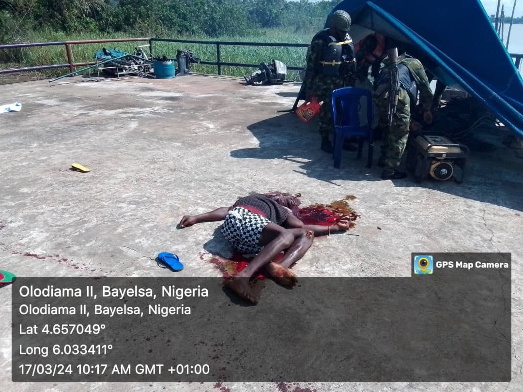9aijafacts's tweet photo. @HQNigerianArmy Are this Militant.
Una mind no go ever touch ground...

You only have erection where unarmed Civilians are..

Cowards!!! https://t.co/Kb1S0uE3aX