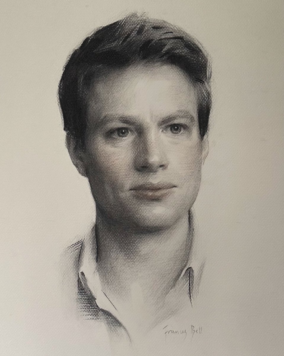 The most recent family member of a recent set of commissions. Nice to get a set!
#charcoal #charcoaldrawing #nitramcharcoal #nitramcharcoaldrawing #charcoalportrait #portrait #portraitdrawing #drawingoftheday #portraitpage #francesbellartist #artoftheday #realisticdrawing
