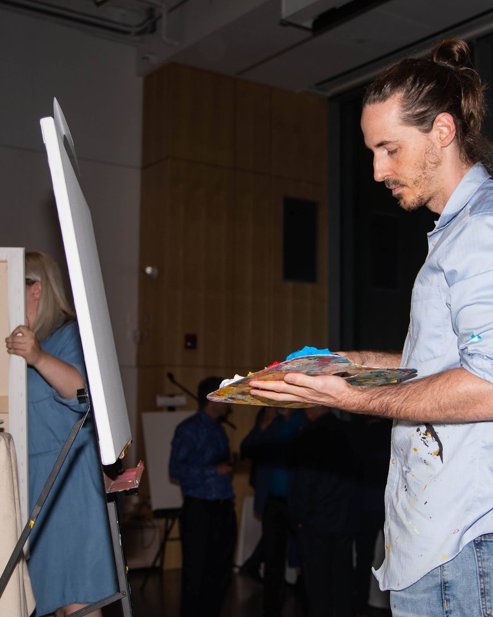 The New Canvas of Life event on Tuesday, April 16th celebrates local artists while raising funds for the Multi-Organ Transplant Program at @LHSCCanada, one of the leading transplant programs in Canada. For more details and to purchase your ticket visit: bit.ly/3TcYfjM.