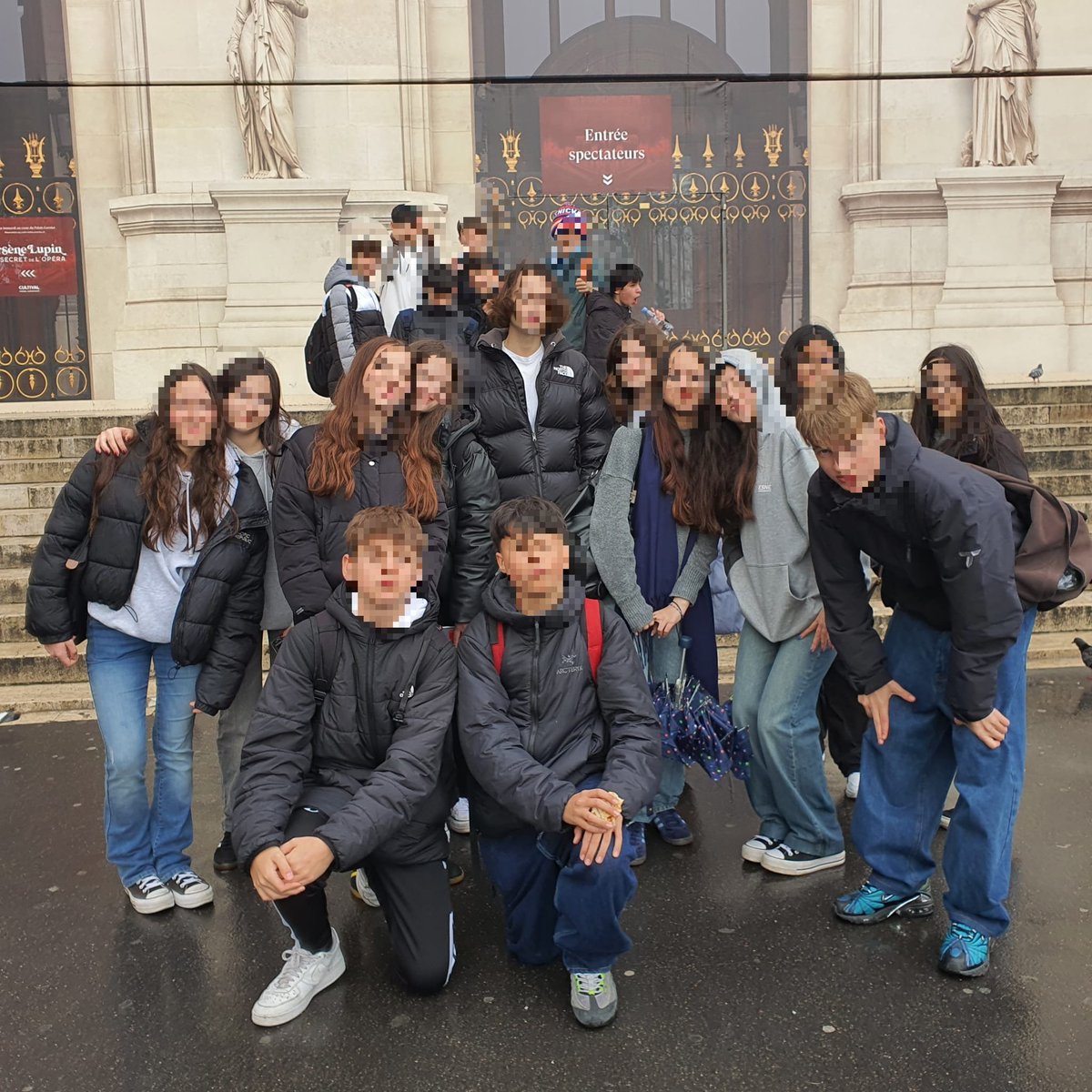IES San Juan Bautista (@ies_sjb) on Twitter photo Recuerdo del intercambio de París de este curso, que finalizó hace unos días :) Recuerdo del intercambio de París de este curso, que finalizó hace unos días :)