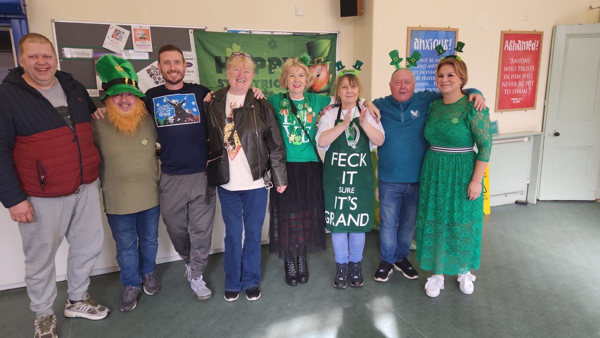 Yesterday at Sunday Breakfast Club on St Patrick’s Day we had the absolute privilege of welcoming Catrina & Tom from @PennyDinnersCor. Love the work they do in Cork. They came in, had a cuppa & sat talking to people like old mates. It was beautiful to see. They sang along too! ☘️