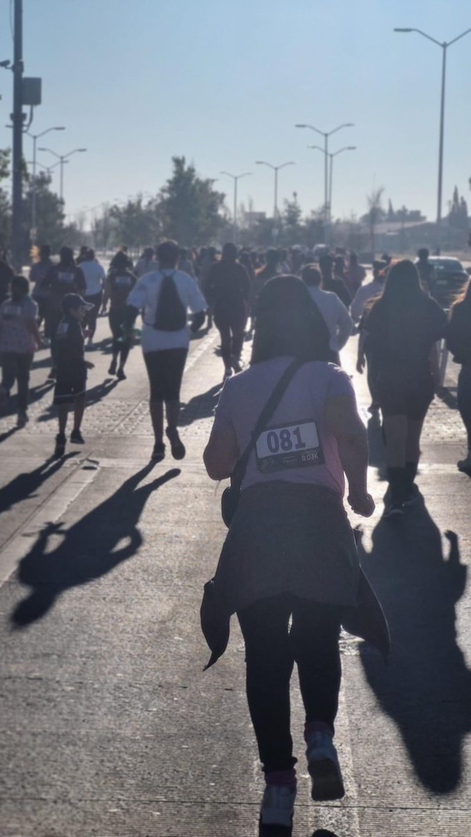 JenniferDLTD's tweet photo. Ayer corrimos, caminamos, trotamos y cantamos. 8M - 8.03K https://t.co/1wZQ2aVXGR