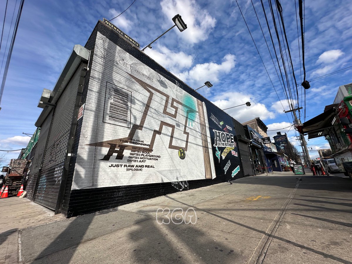 JhopeNews_'s tweet photo. 📸 | O muro do Hoseok finalmente foi finalizado!

J-HOPE IS COMING  
HOPE ON THE STREET IS COMING  
#jhope #HOPE_ON_THE_STREET
#HOPE_ON_THE_STREET_VOL_1 https://t.co/SmKVq891Vp