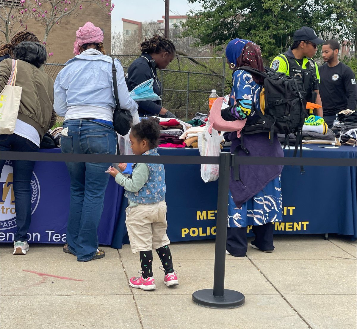 MTPD's Crisis Intervention Team reached out to the community in a unique way by holding a clothing giveaway event at the Minnesota Ave. Station. CIT Specialists donated a variety of clothes to anyone who stopped by the station. #wmata