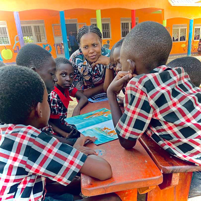 namulaimma's tweet photo. It’s always a pleasure to be with the kids!
I spent the afternoon coaching young readers at TWEFU through our #IgniteMyPower program. Literacy is key to unlocking children's potential and shaping a bright future. #DearDay https://t.co/zH4hIkSuZJ