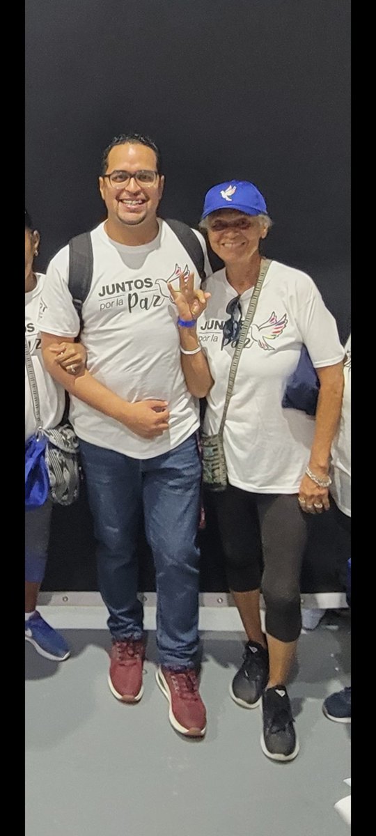 AbdielBonillaPR's tweet image. 📢¡Saludos a todos y todas!
En la comunidad del Res. Luis Llorens Torres en San Juan, estamos buscando a nuestra amiga Carmen (73Años). Desaparecida desde el fin de semana. Su ruta de caminante era desde Condado hasta el Balneario de Carolina. Pensamos se desorientó. ¡COMPARTAN!